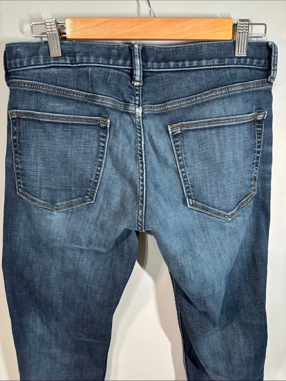 Banana‎ Republic jeans men’s size 32 waist blue slim well worn and comfy